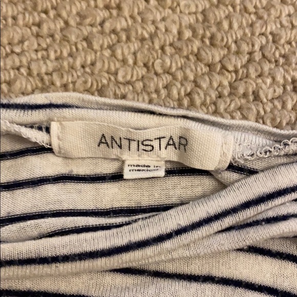 Stripped tee with knot in front - Picture 3 of 3